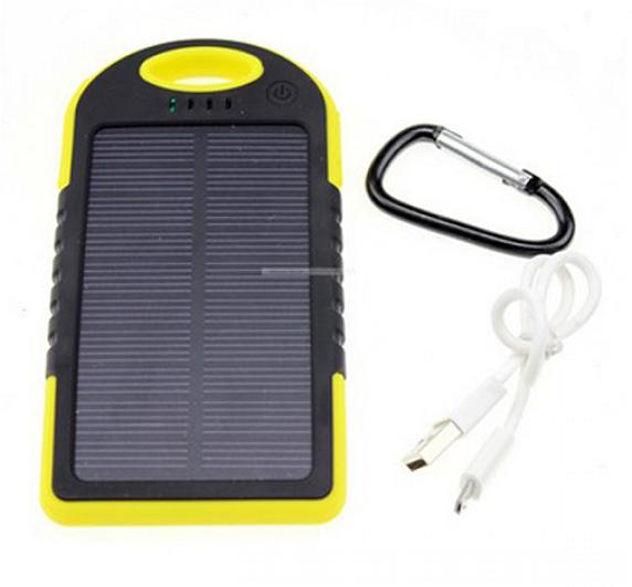 ​Ηλιακός φορτιστής αδιάβροχος αντικραδασμικός για κινητά -mp3 - mp4 -pda - camera - 5000 mAh power bank