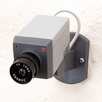 Ομοίωμα κάμερας - ψεύτικη κάμερα με κοκκινο λαμπάκι που αναβοσβήνει και αποθαρρύνει τους κλέφτες