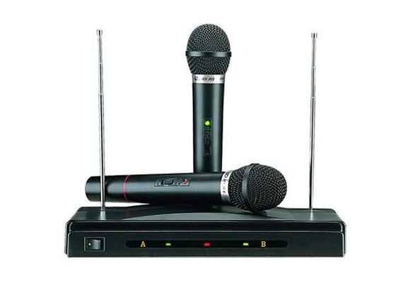 Συσκευή Karaoke με Δύο Ασύρματα Μικρόφωνα wireless AT-306